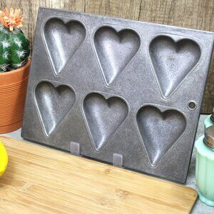 Vintage 1995 Wilton Company Pewter Style Hearts Metal Baking Pan - Candy Cake